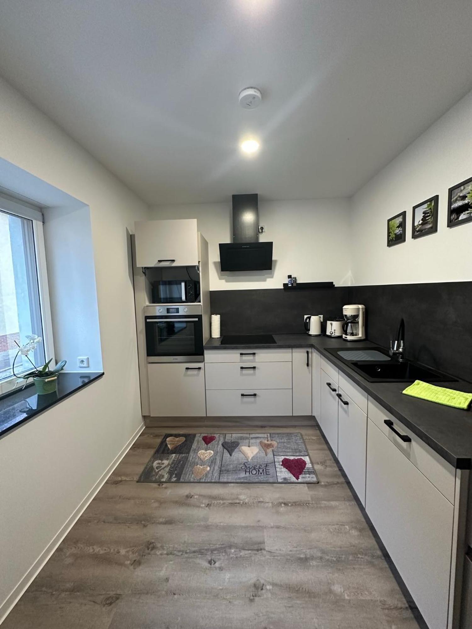 Ht Appartement No.3 Greppin Eksteriør bilde
